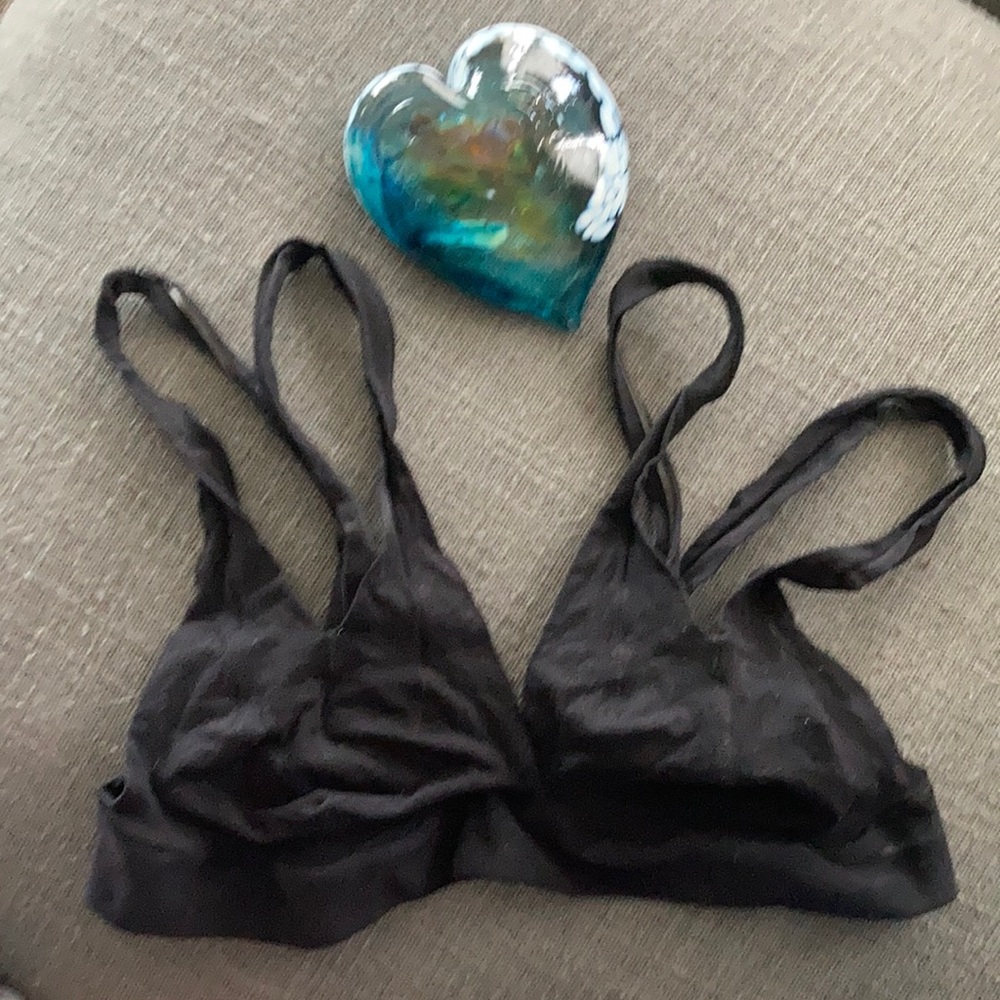 NUUdii system t shirt bra in black. New, without tags